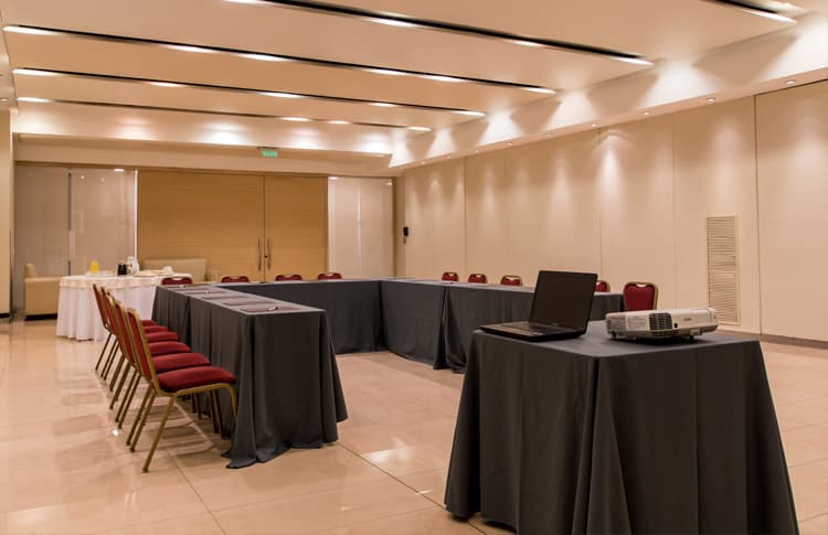 Salón Americas